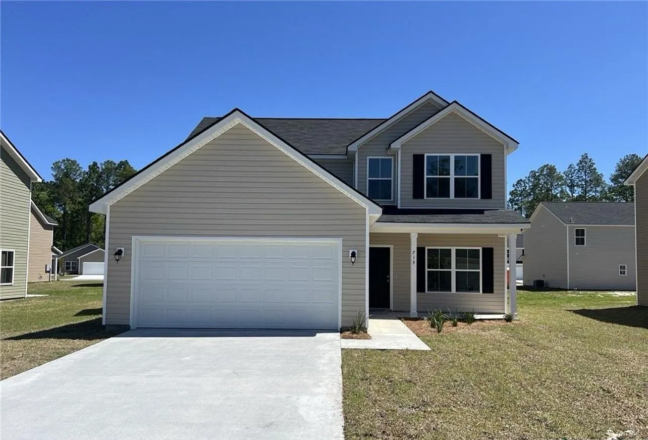 719 Mill Creek Cir — Photo 1