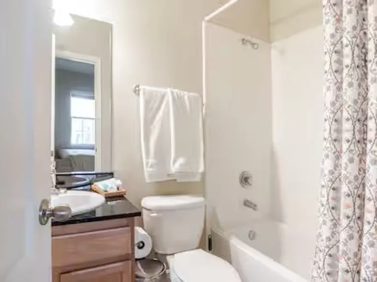 2960 SW 35th Pl #65 — Photo 20