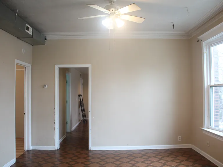 2025 W 35th St #2F — Photo 24