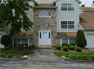 28140 Detroit Rd APT A3, Westlake, OH 44145