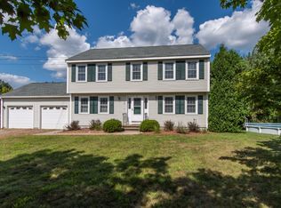 102 Ponemah Hill Rd, Milford, NH 03055