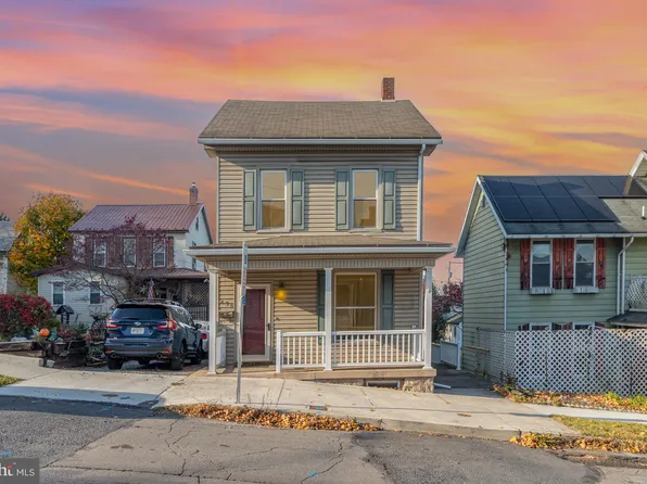 430 Market St, Newport, PA 17074