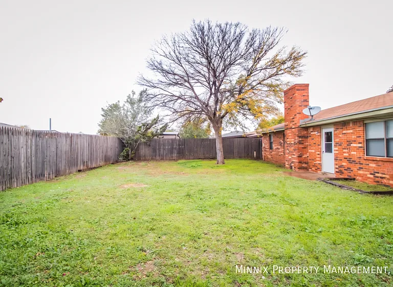 6111 10th Dr — Photo 29