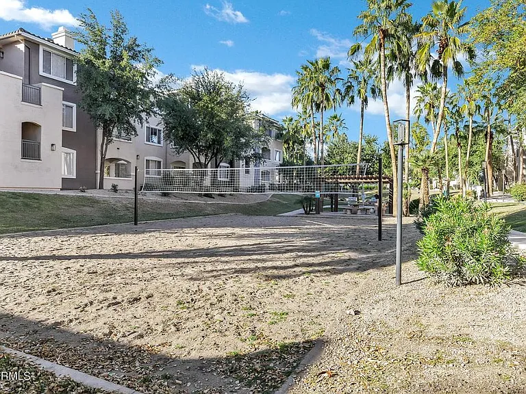 5345 E Van Buren St #221 — Photo 23