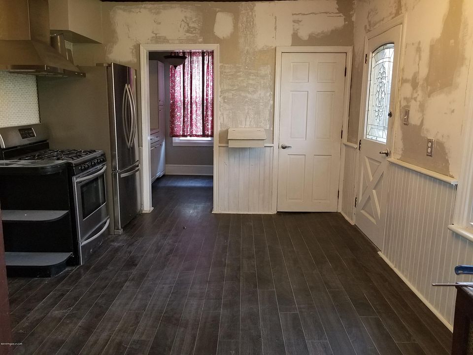 1st image of 33 Park Pl