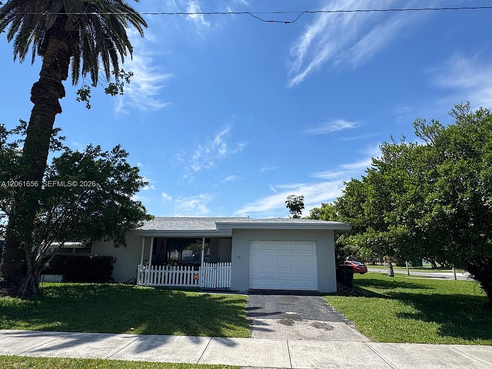 1st image of 91 Fronton Blvd