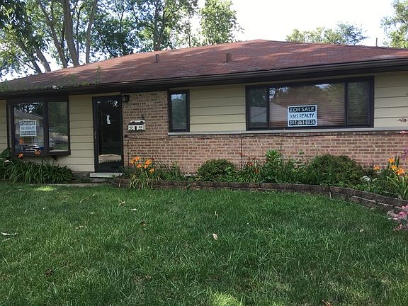 2nd image of 308 Waldmann Dr