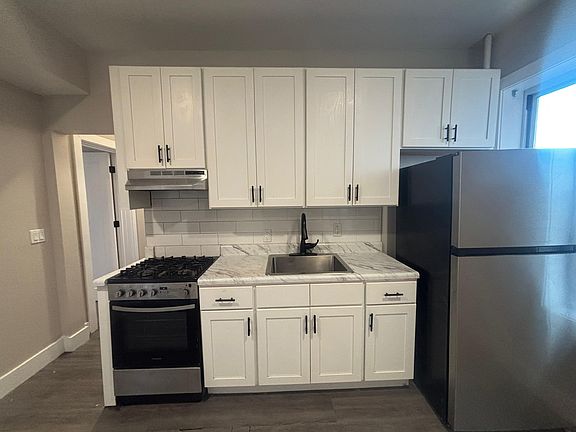 3rd image of 104 Belmont Ave #31E