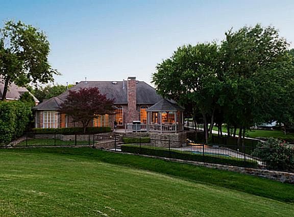 4th image of 2720 Northview Dr