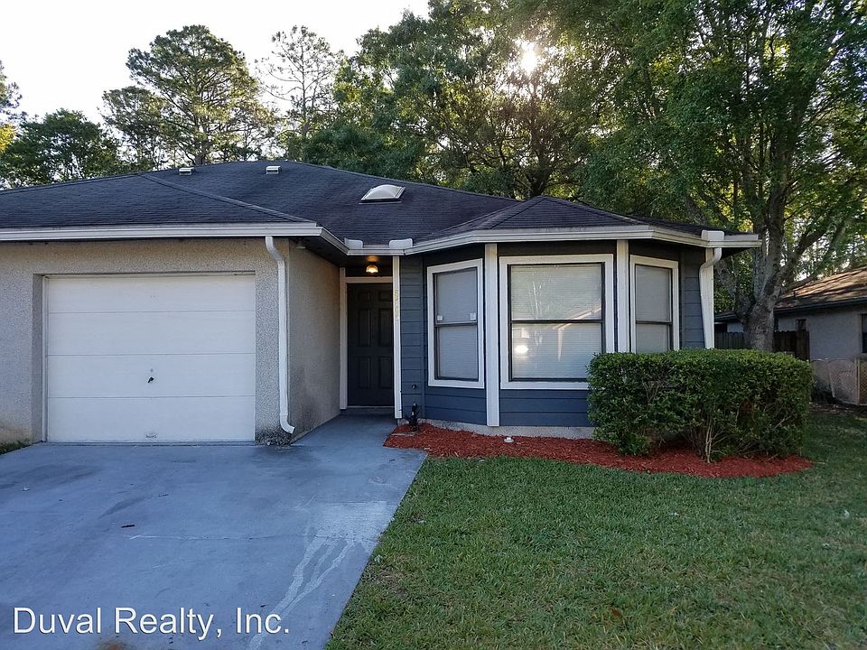 1st image of 8705 Pinevalley Ln