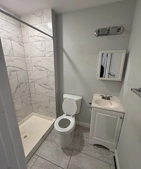 2402 Lakeview Ave #3 — Photo 11