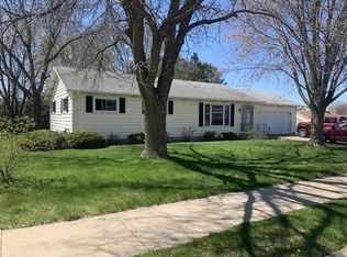 1504 N Saint Joseph Ave, Marshfield, WI 54449