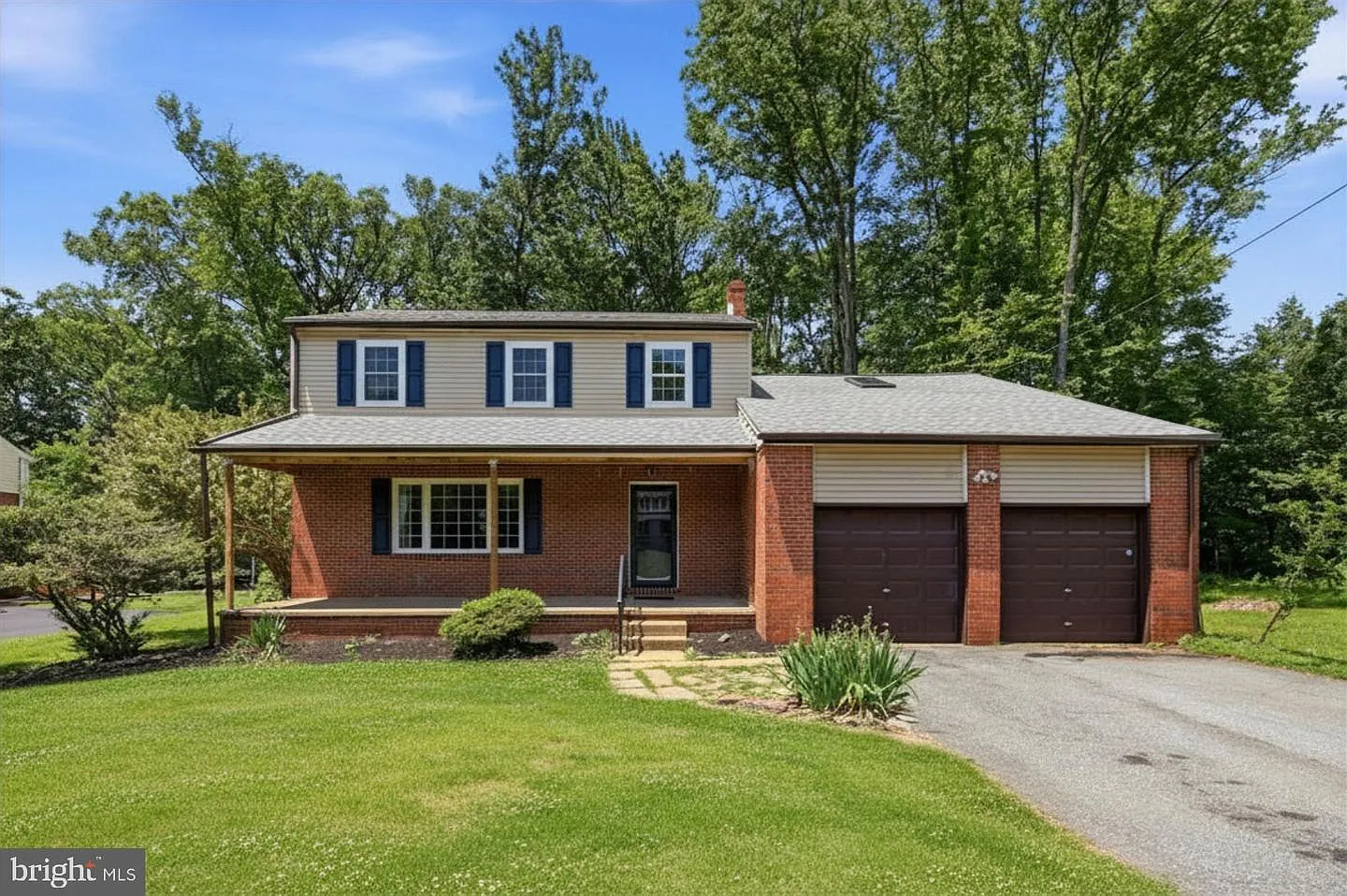 4 bed, 2.5 bath, 2100 sqft, $3,250 — Photo 1