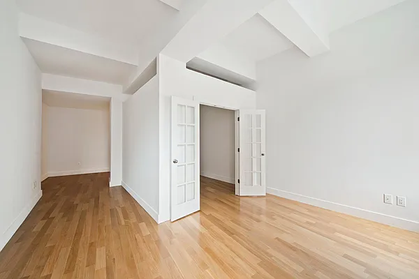 Rented by Nest Seekers International | media 27