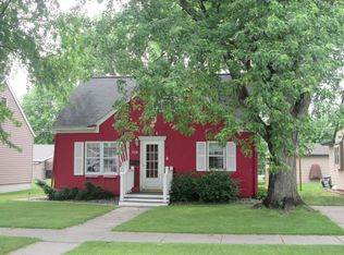 715 8th St N, Wahpeton, ND 58075