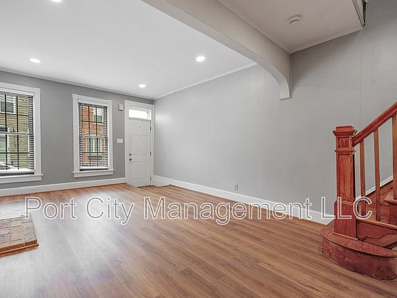 5th image of 1465 Stevenson St