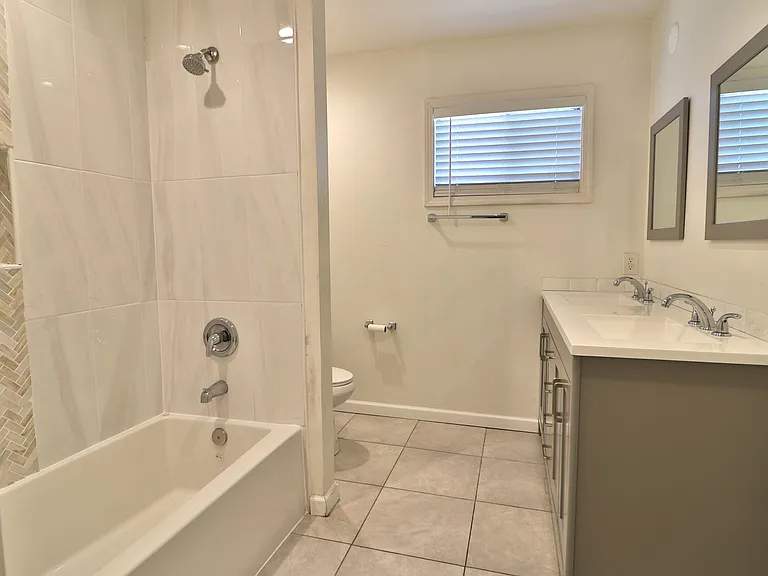 ONE TIME - 975 Southworth Dr — Photo 13