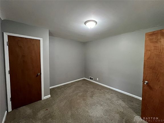 5th image of 527 S Delridge Dr