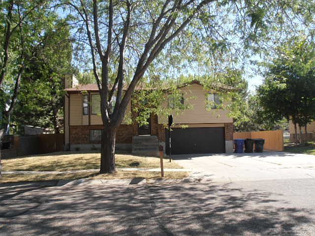 1st image of 798 E Greenvalley Dr