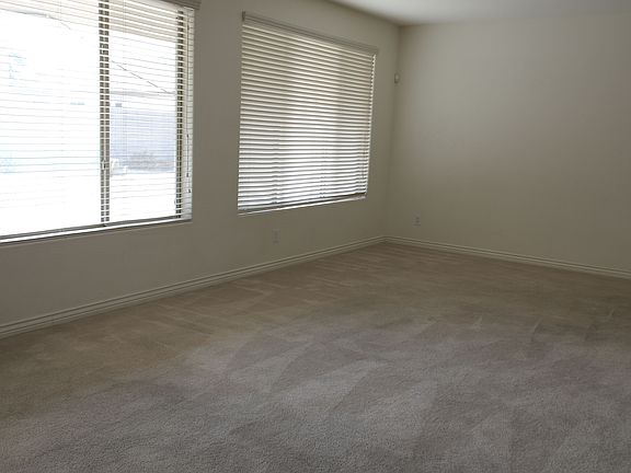 5th image of 7301 N 85th Dr