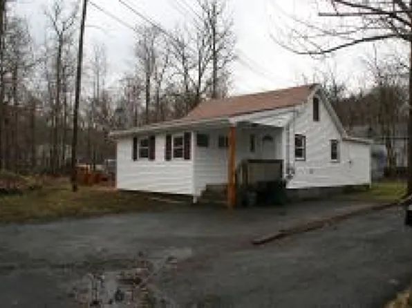 1 Mississippi Ave, Lake Hopatcong, NJ 07849