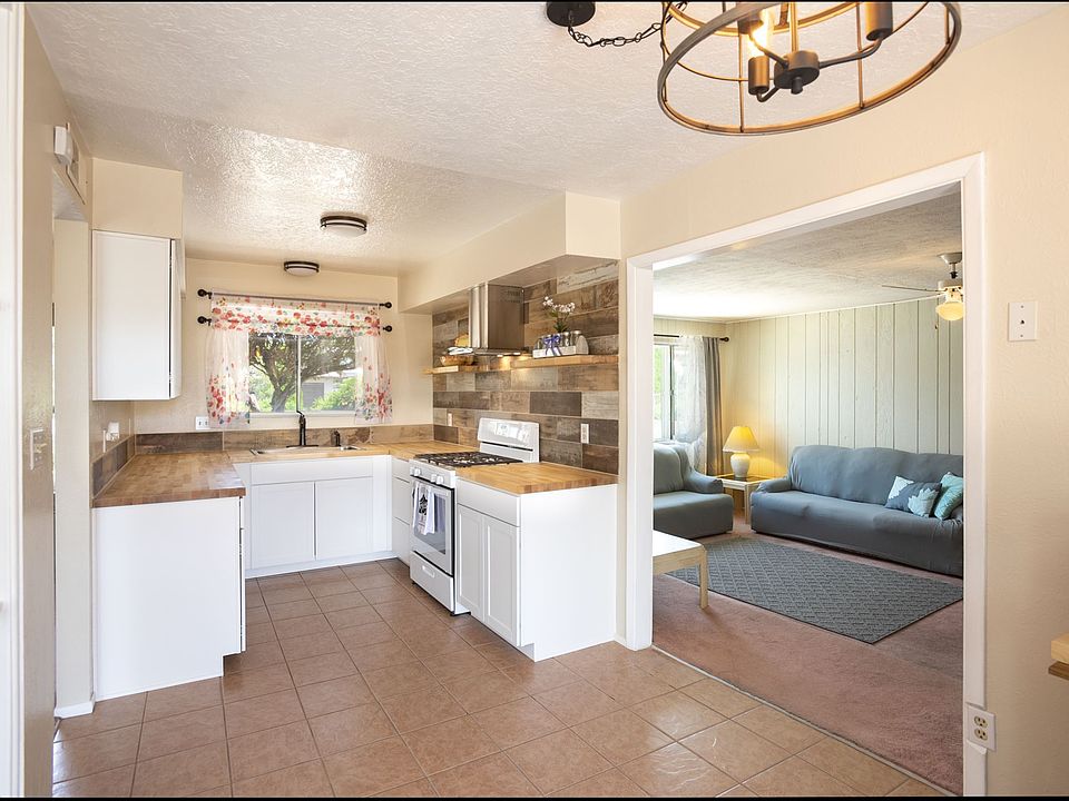 1st image of 2812 Bellamah Dr