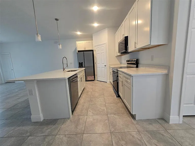 208 Locust Pass — Photo 6