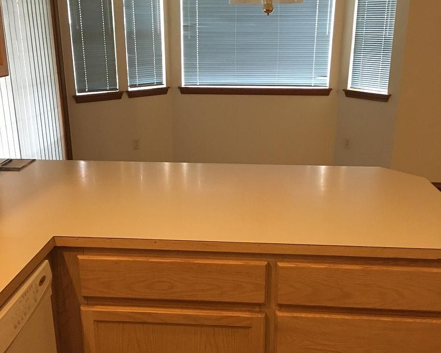 Large counter space