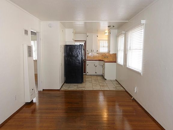 Kitchen / Living Room