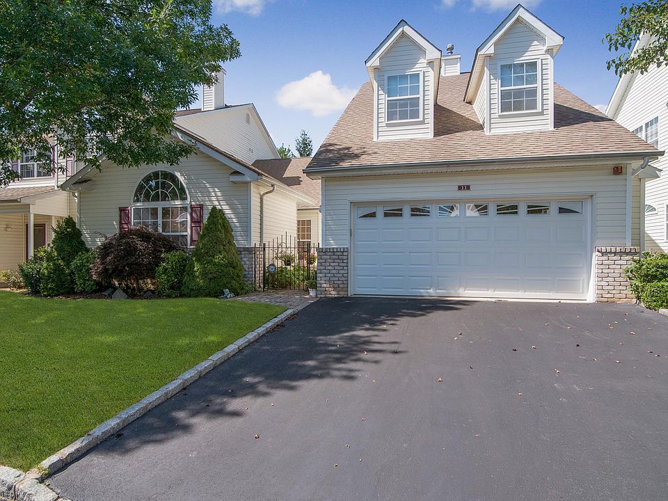 1st image of 11 William Ln