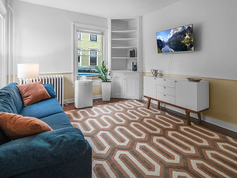 220 S Geneva St #3 — Photo 6