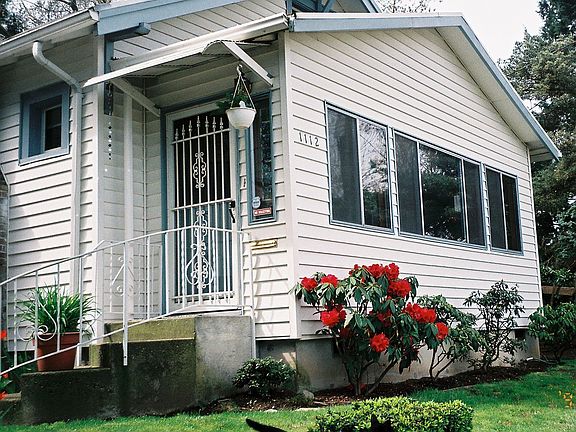Front Early Spring 2007