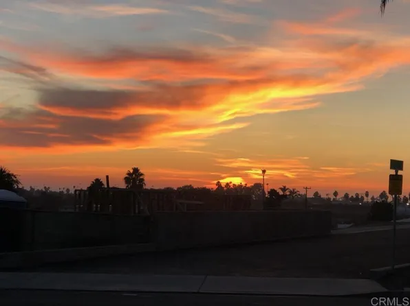 130 Loma Alta Dr, Oceanside, CA 92054