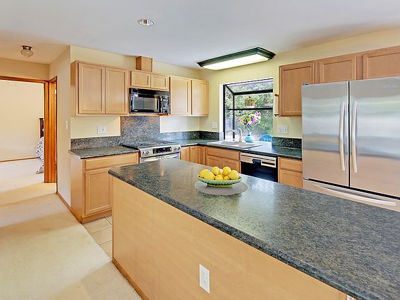 2nd image of 7626 151st Ave NE