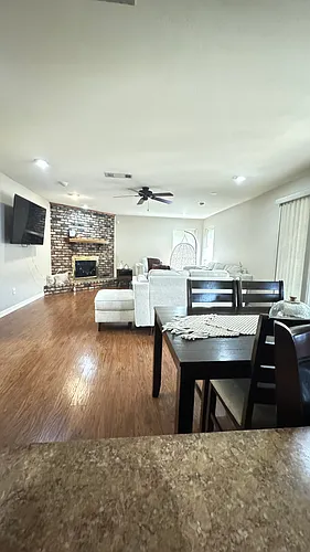 9909 Stratmore Cir Photo 1