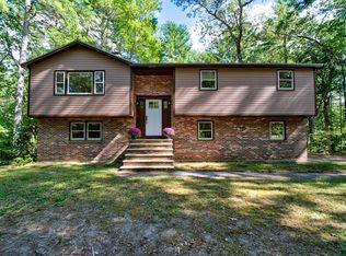 9 Edgewood Dr, Hudson, NH 03051