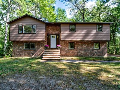 9 Edgewood Drive, Hudson, NH, 03051