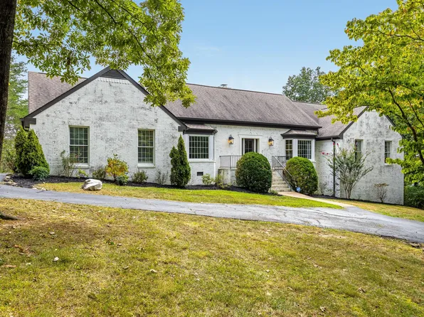 149 Clifftop Ln, Chattanooga, TN 37419