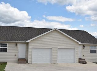 4528 Parkwood Cir, Osage Beach, MO 65065