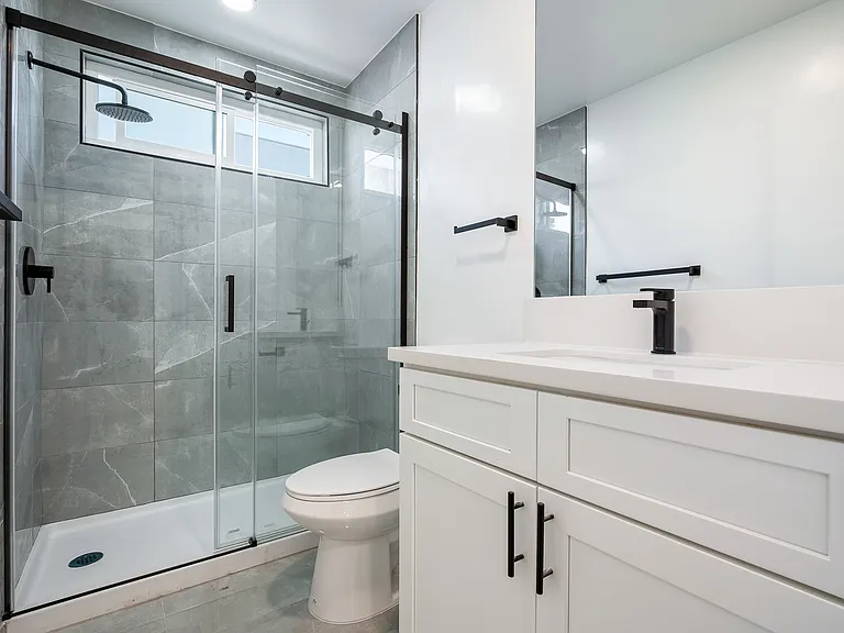 3112 S Canfield Ave #8 — Photo 4