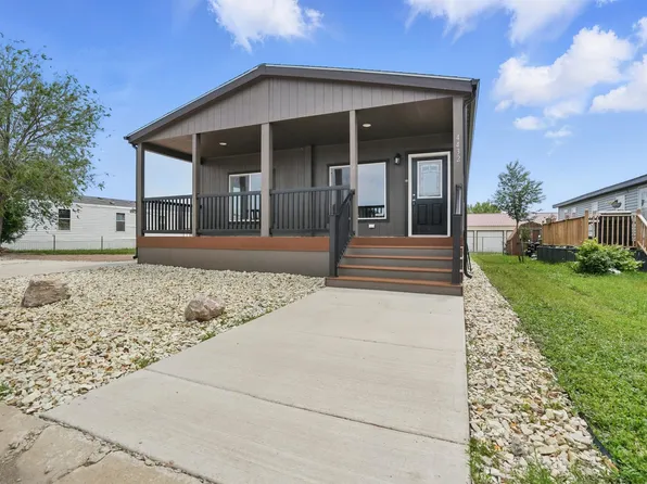 4432 Circlewood Dr, Rapid City, SD 57703