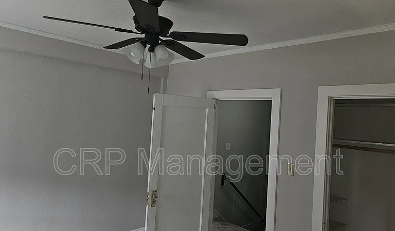 6827 Melrose Ave — Photo 16