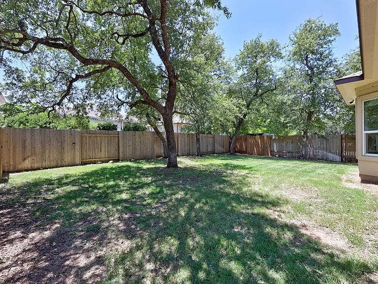 5305 Mandevilla Dr — Photo 36