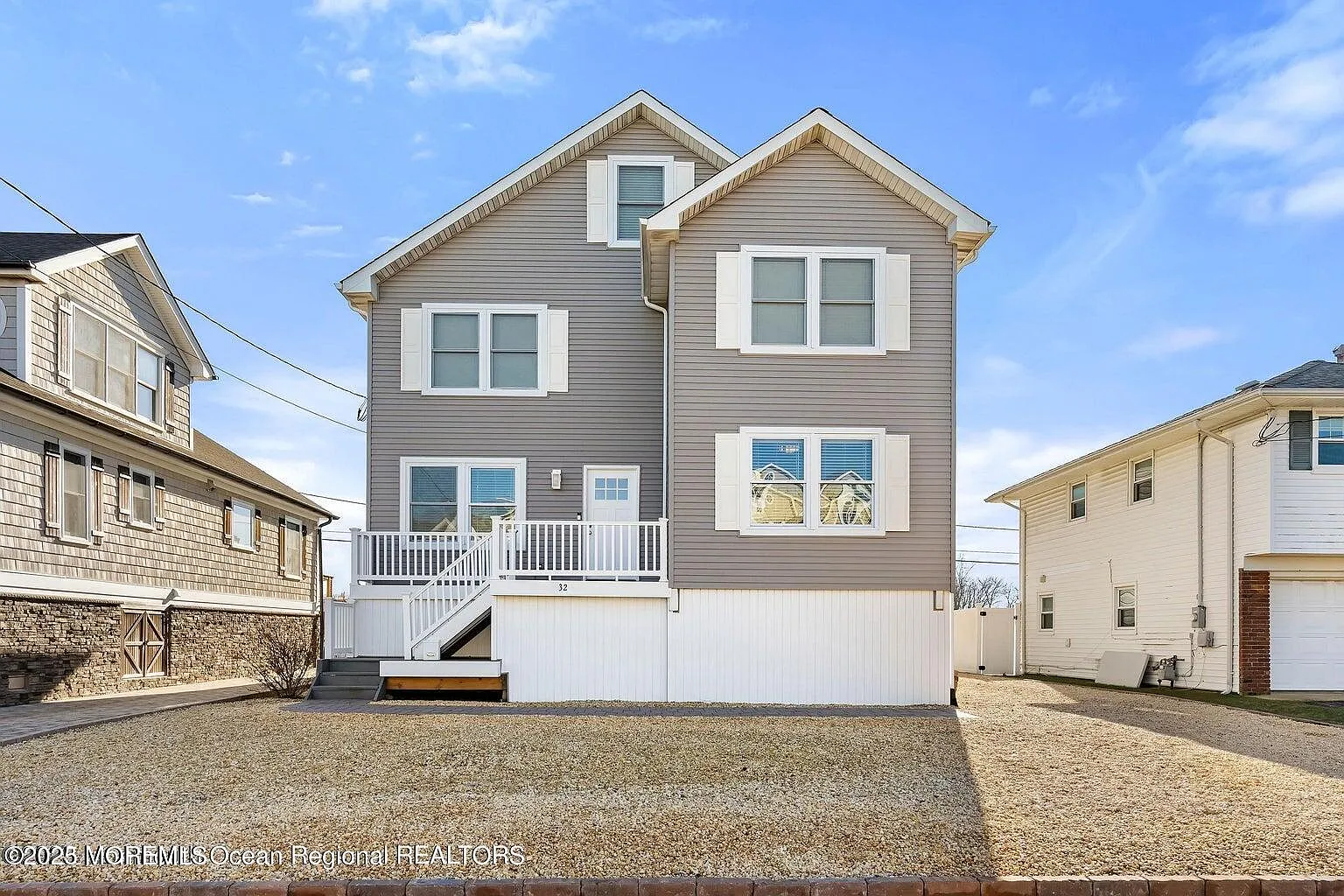 8 bed, 3840 sqft, $14,000 — Photo 1