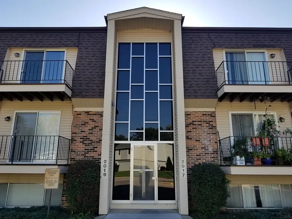 2019 Benson Gardens Blvd #10