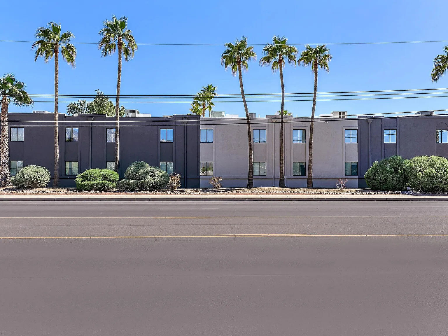 2302 East Fort Lowell Road — Photo 3