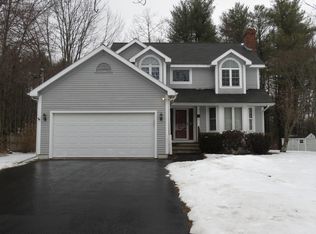 8 Rockwood Dr, Biddeford, ME 04005