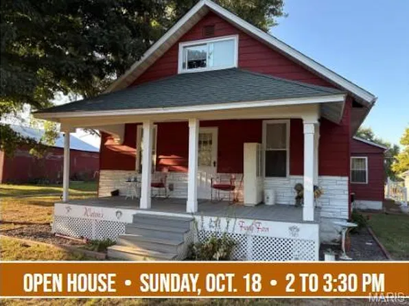 541 Ripson Bridge Ave, Sorento, IL 62086