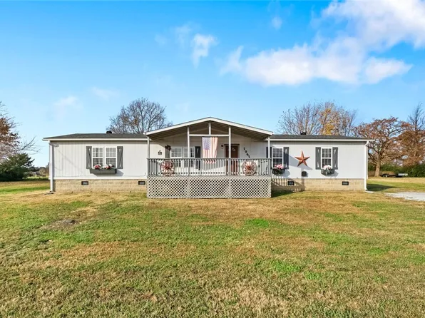 1991 N Colcord Ave, Colcord, OK 74338