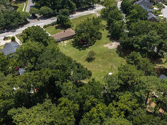 4th image of 1832 Rifle Range Rd